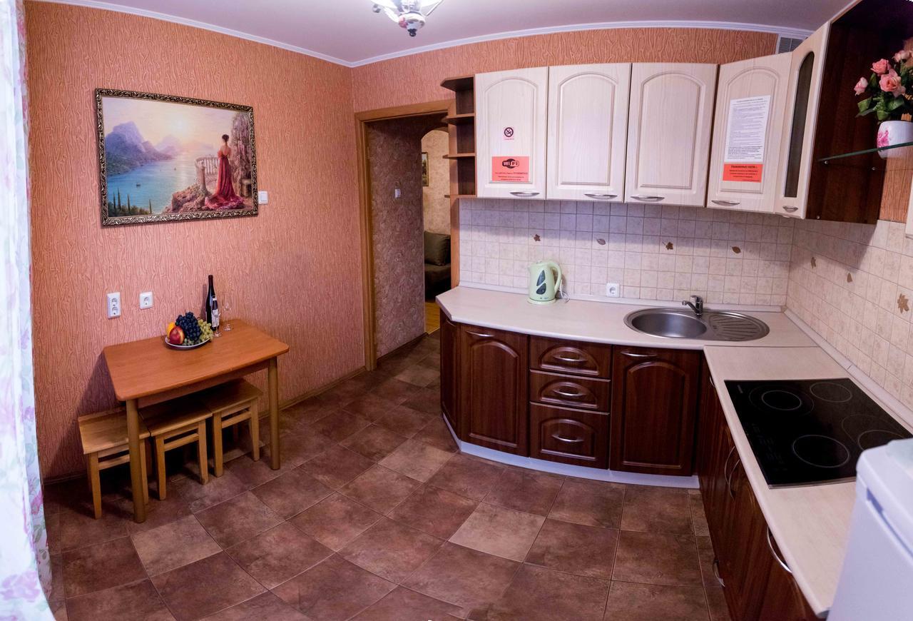 Apartment On Permyakova 76 Тюмень Екстер'єр фото